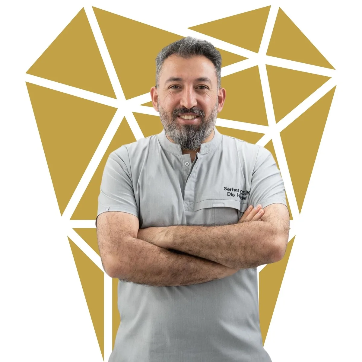 Dt. Serhat Çelik, equipo médico