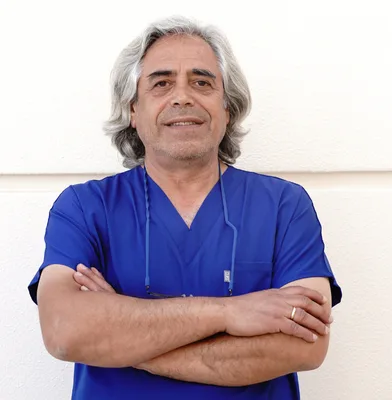 Dt. Ahmet Güngör, medical team