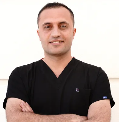 Dt. Kemran Eyüpoğlu, medical team