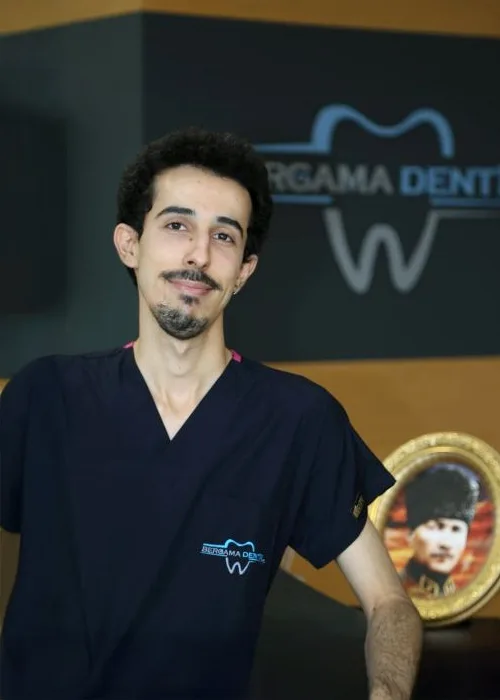 Dt. Furkan Aldemir, ärztliches Team