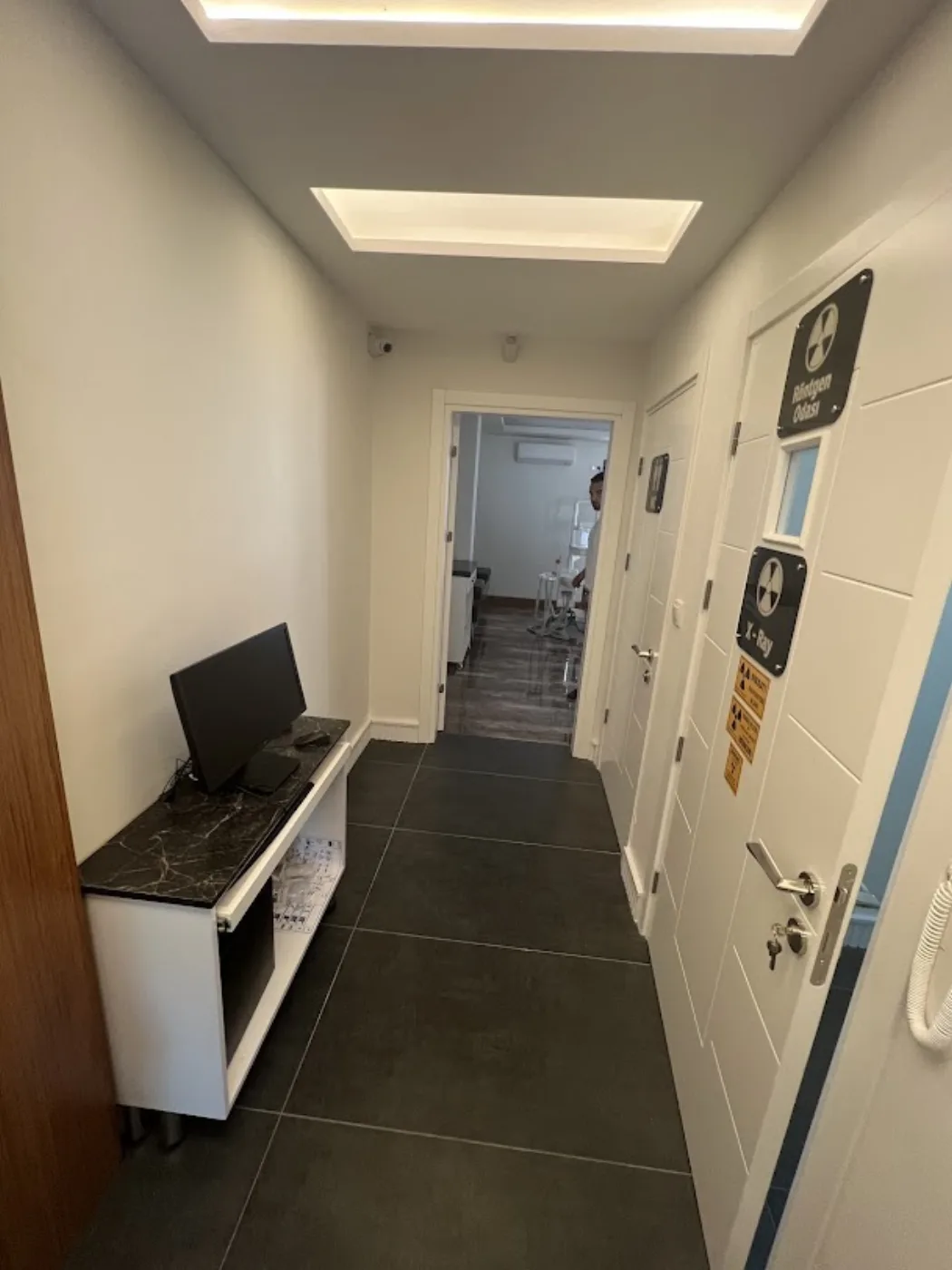 X-ray room corridor at Dent 232 Forum branch