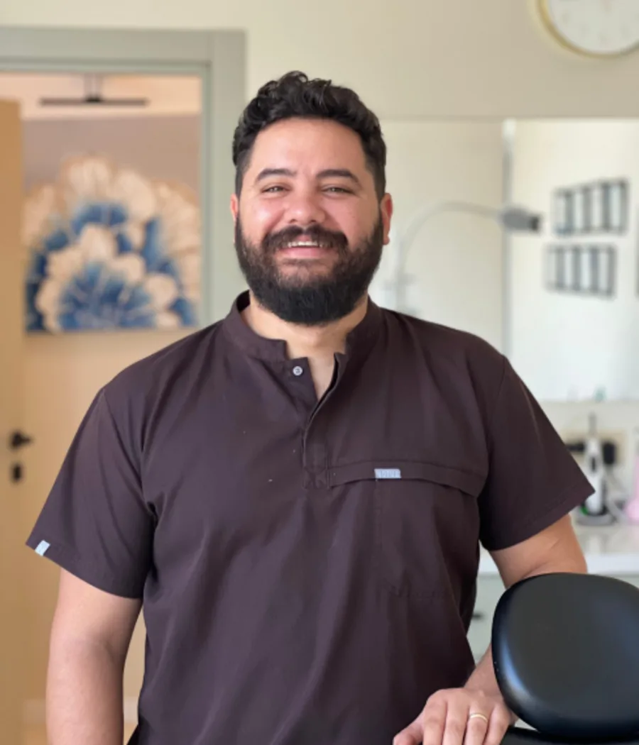 Dt. Ali Barbun, equipo médico