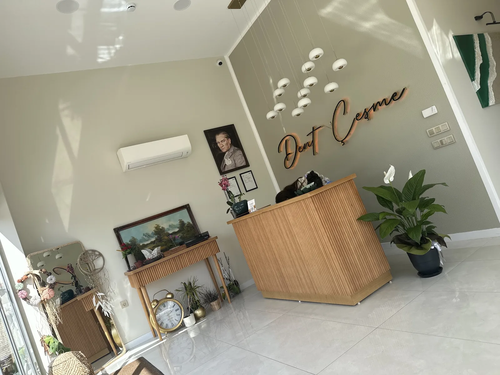 Reception and welcome area at Dent Çeşme