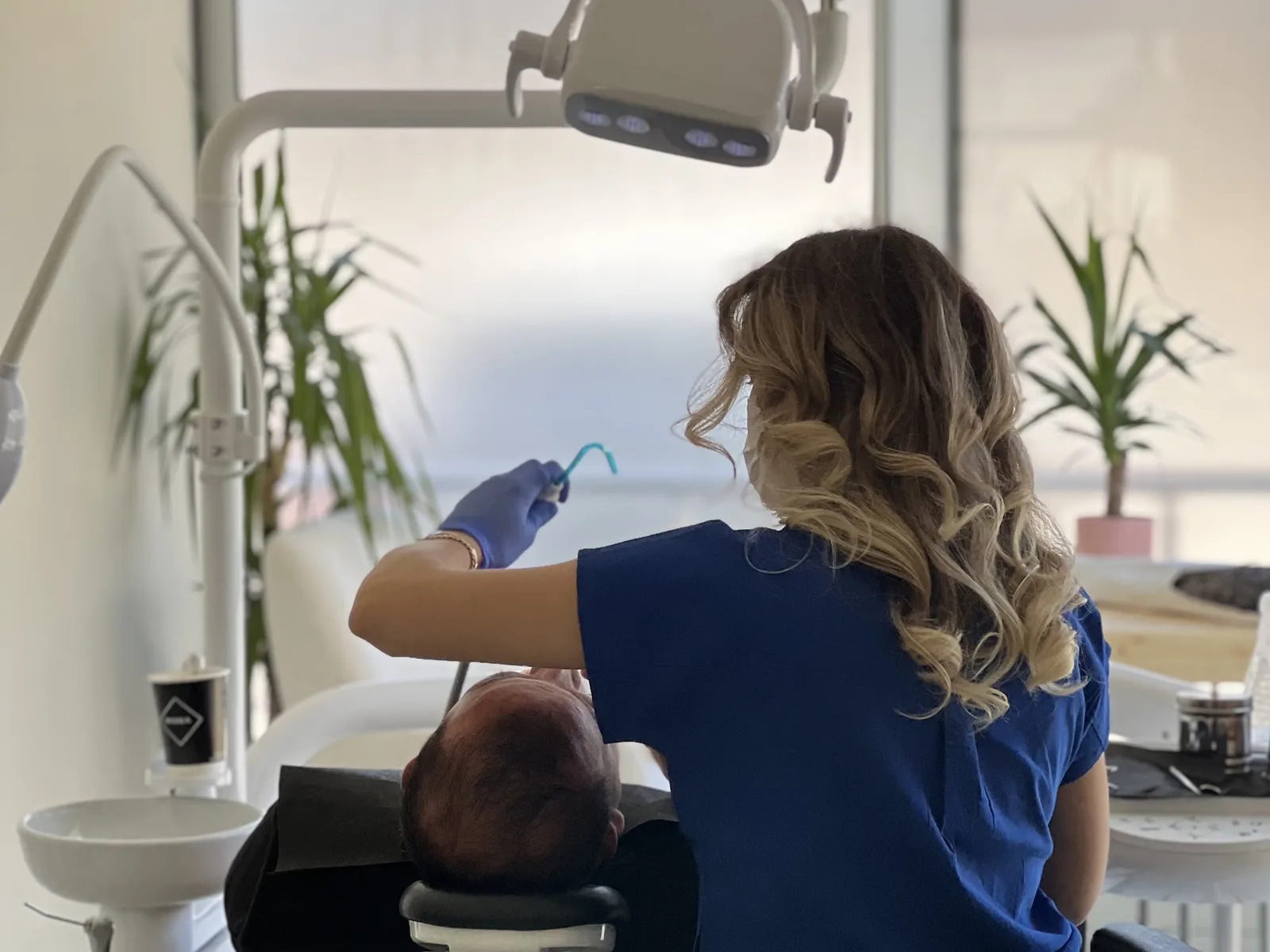 Dental care in a Dent Çeşme treatment room