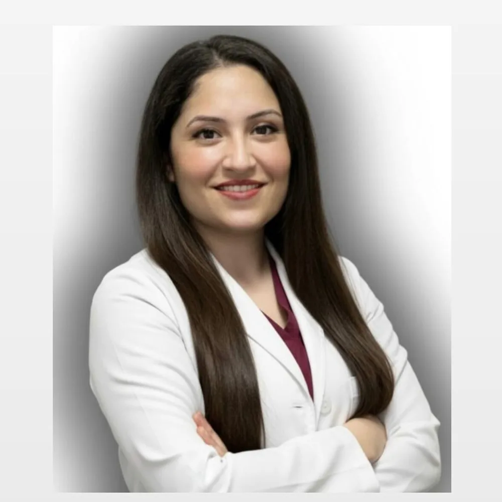 Dt. Ceren Aydın, medical team