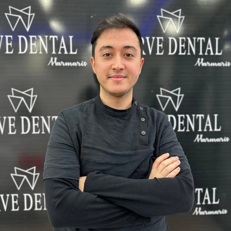 Dt. Ahmet Utku Arabacı, ärztliches Team