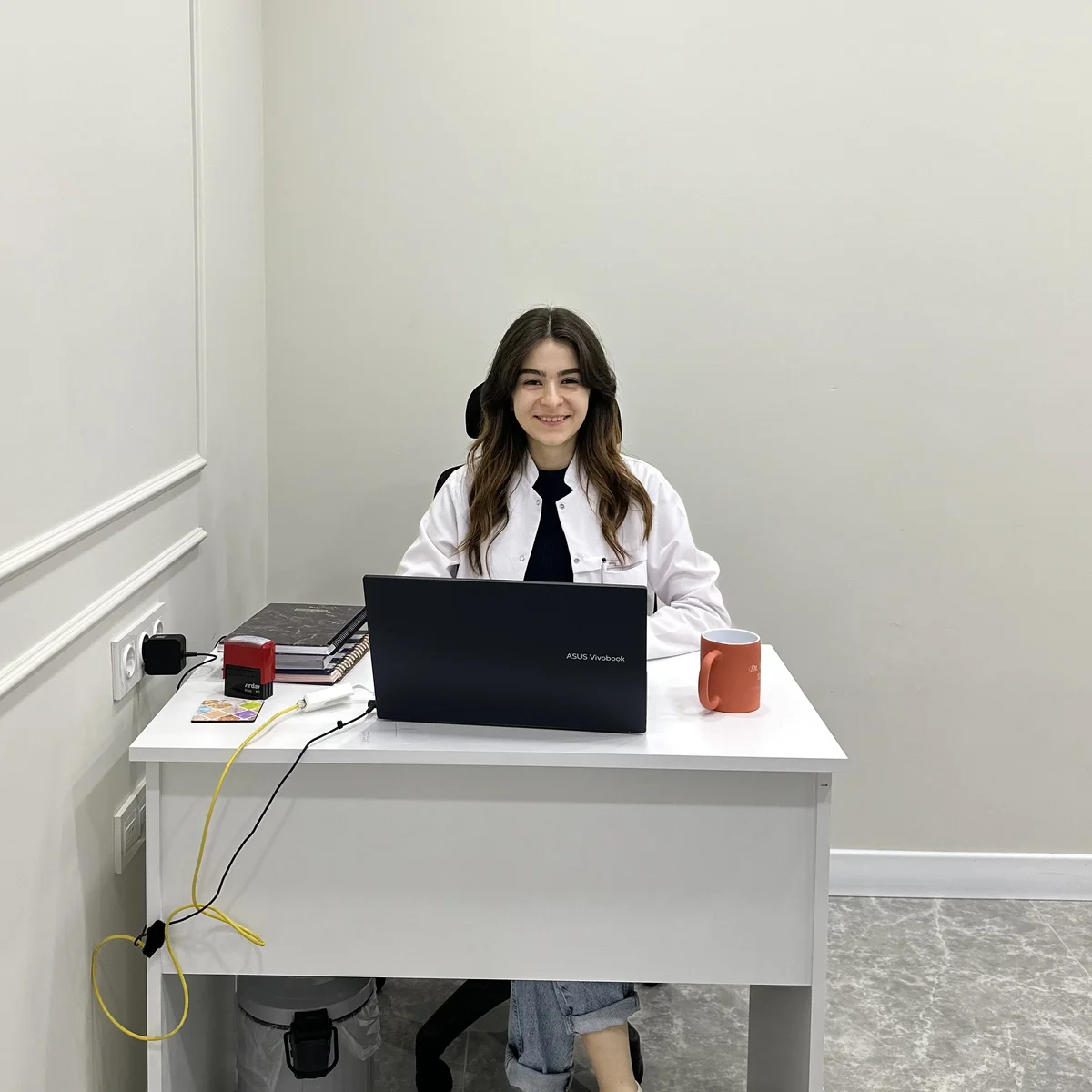 Dt. Yaren Taş, medical team