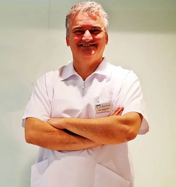 Dt. Sinan Karakozak, ärztliches Team