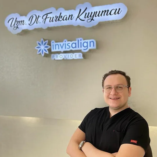 Uzmn. Dt. Furkan Kuyumcu, medical team