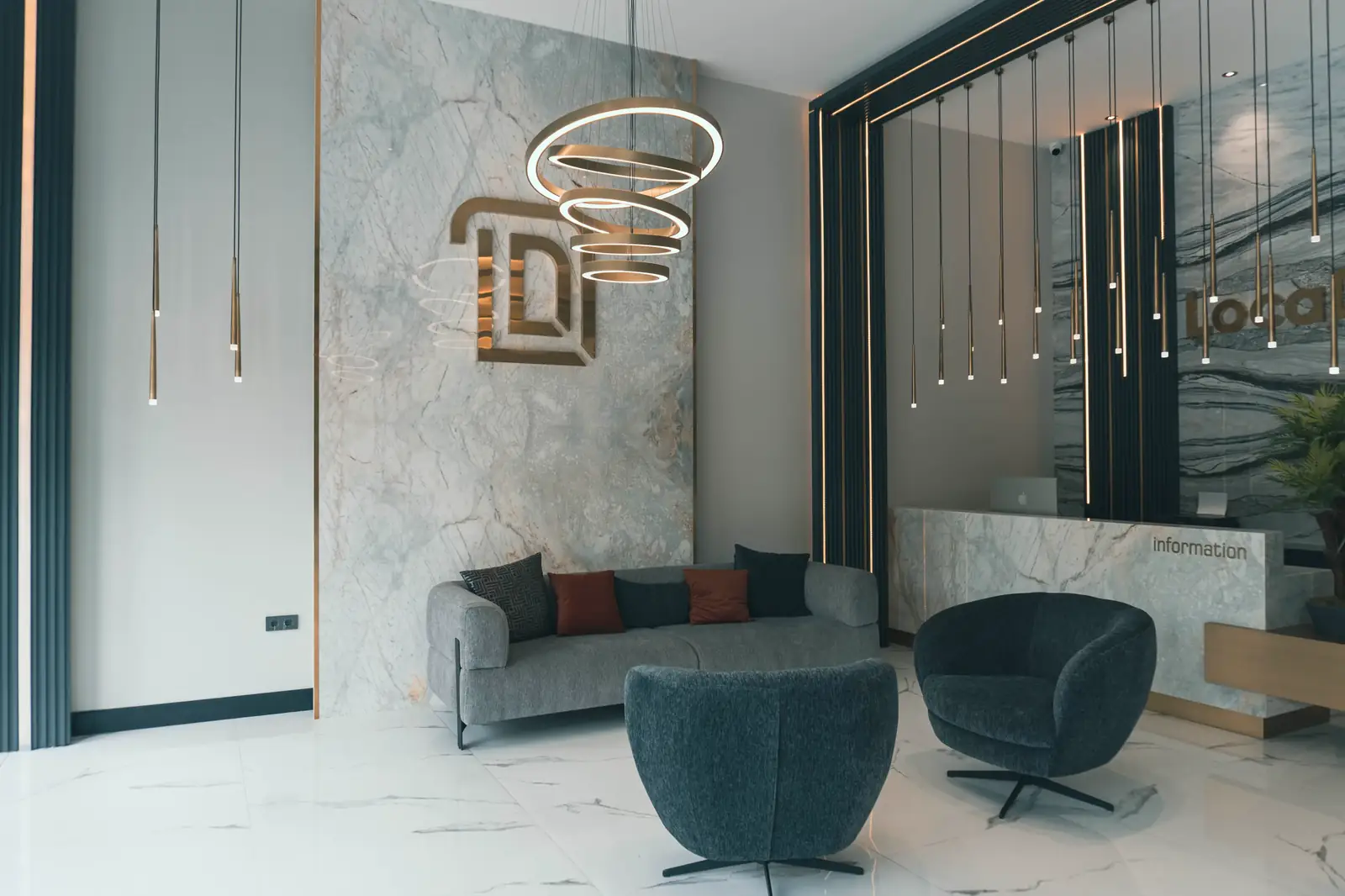 Reception and welcome area at Locadent
