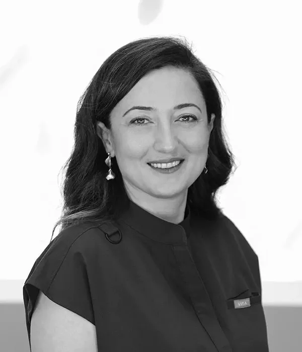 Uzm. Dr. Dt. Meral Nizam, ärztliches Team