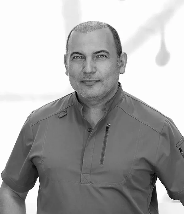 Prof. Dr. Nejat Nizam, ärztliches Team