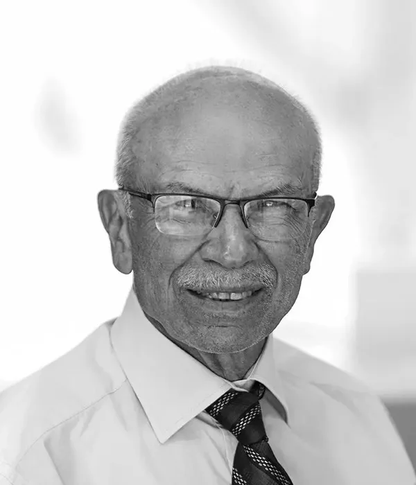 Prof. Dr. Şükrü Kandemir, ärztliches Team